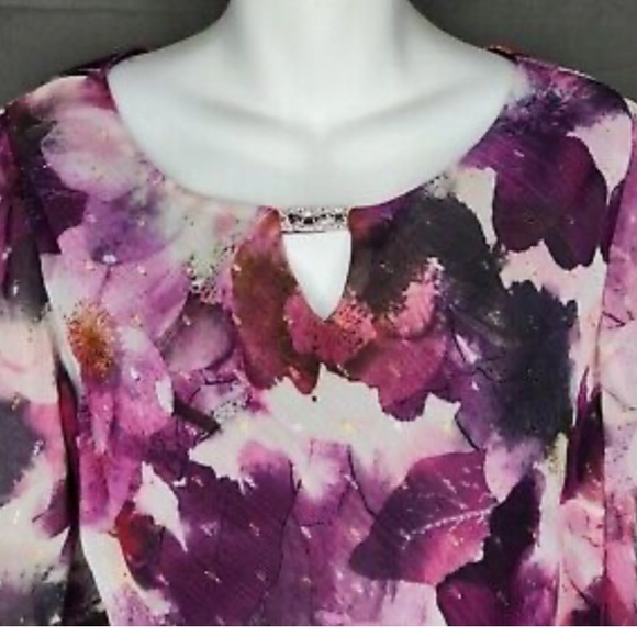 NWT Alex Evenings Tiered Ruffle Short Sleeve Top Purple Floral Shimmer Women's M - Picture 2 of 10
